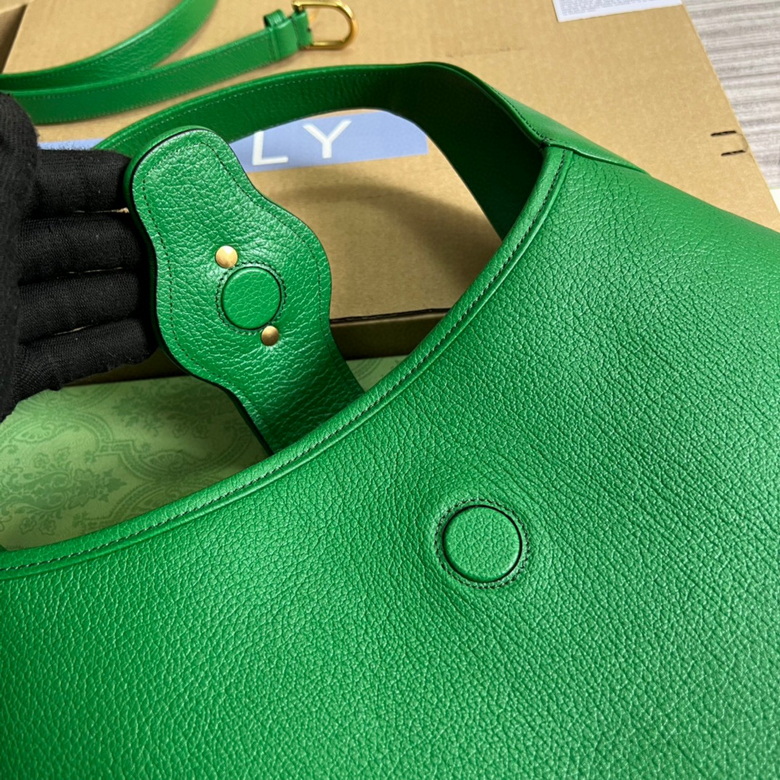 Aphrodite medium shoulder bag Green Leather – GB023