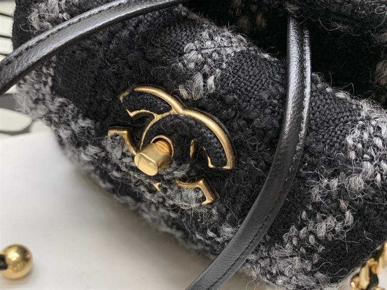 Backpack Wool Tweed & Gold-Tone Metal Black & Gray – CB013