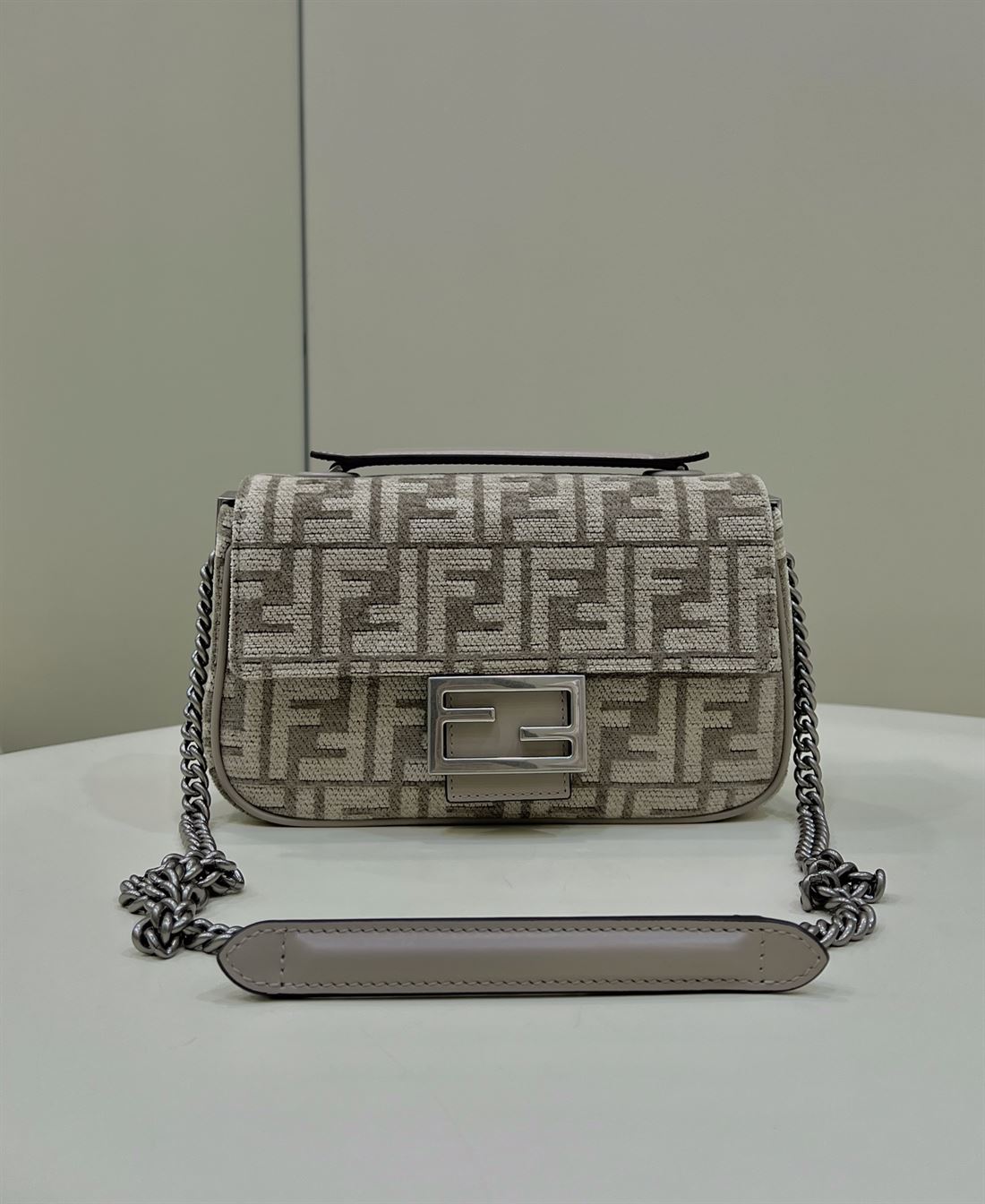 Baguette Chain Midi Dark grey – FB004
