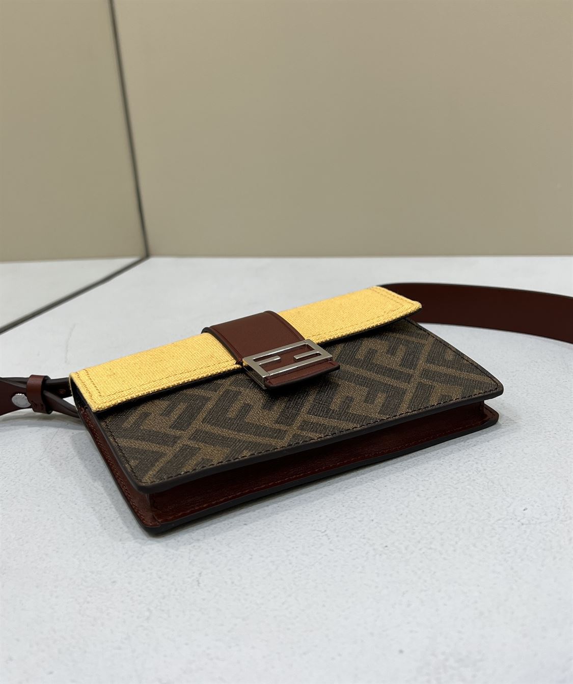Baguette Pouch Brown fabric bag – FB031