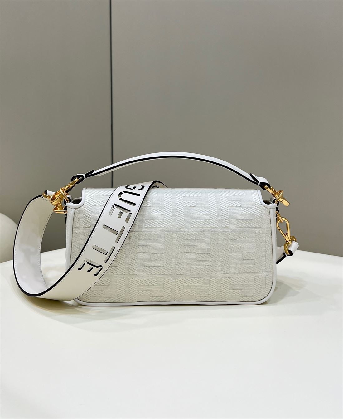 Baguette White FF canvas bag – FB023