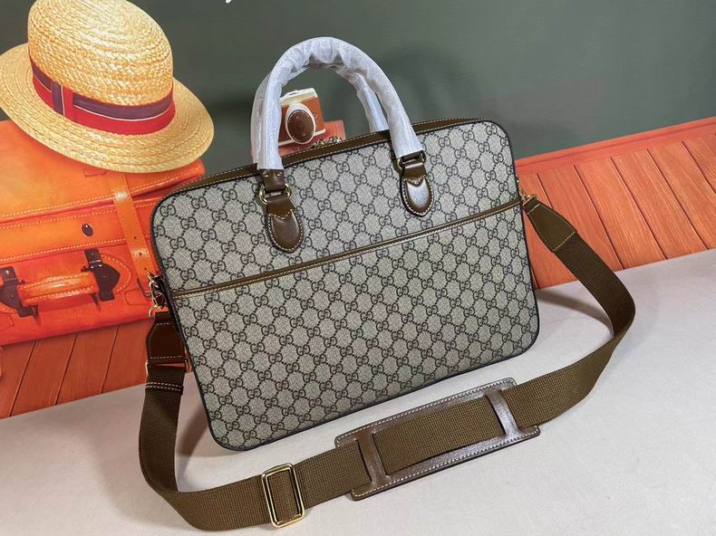 Business case with Interlocking G Beige and ebony Canvas – GB060