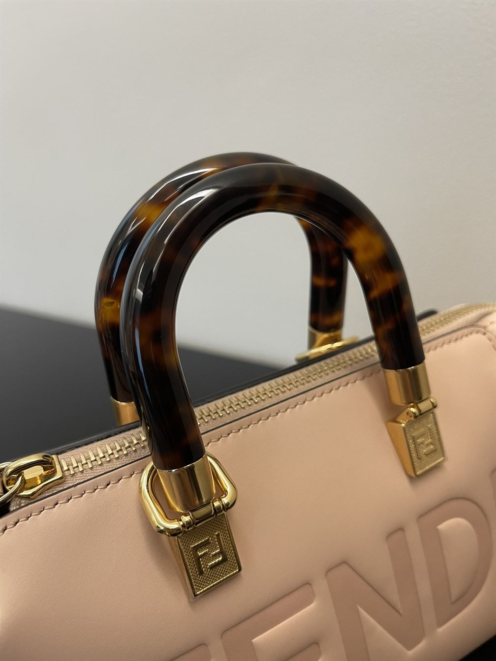 By The Way Mini Small Boston bag in light pink leather – FB017