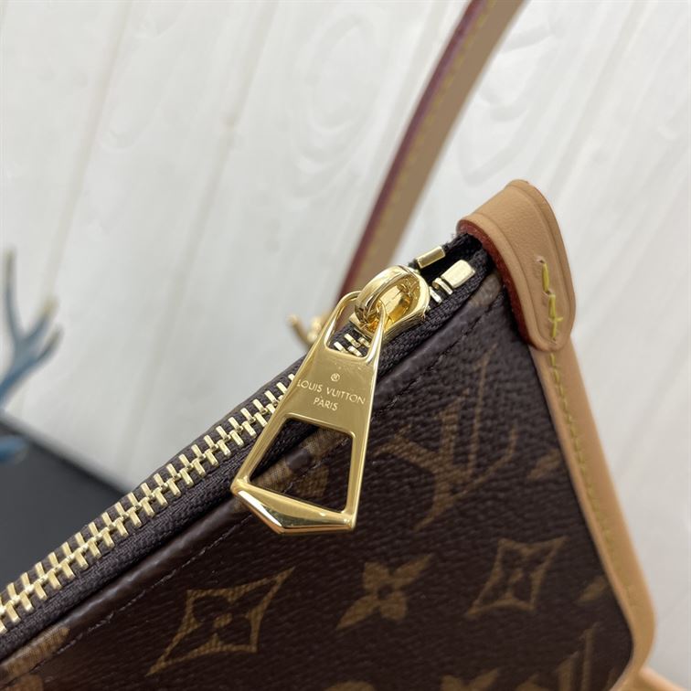CarryAll PM handbag Monogram canvas – LB007