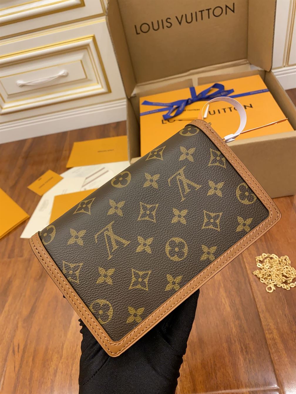 LV Dauphine Mini handbag Monogram canvas – LB011