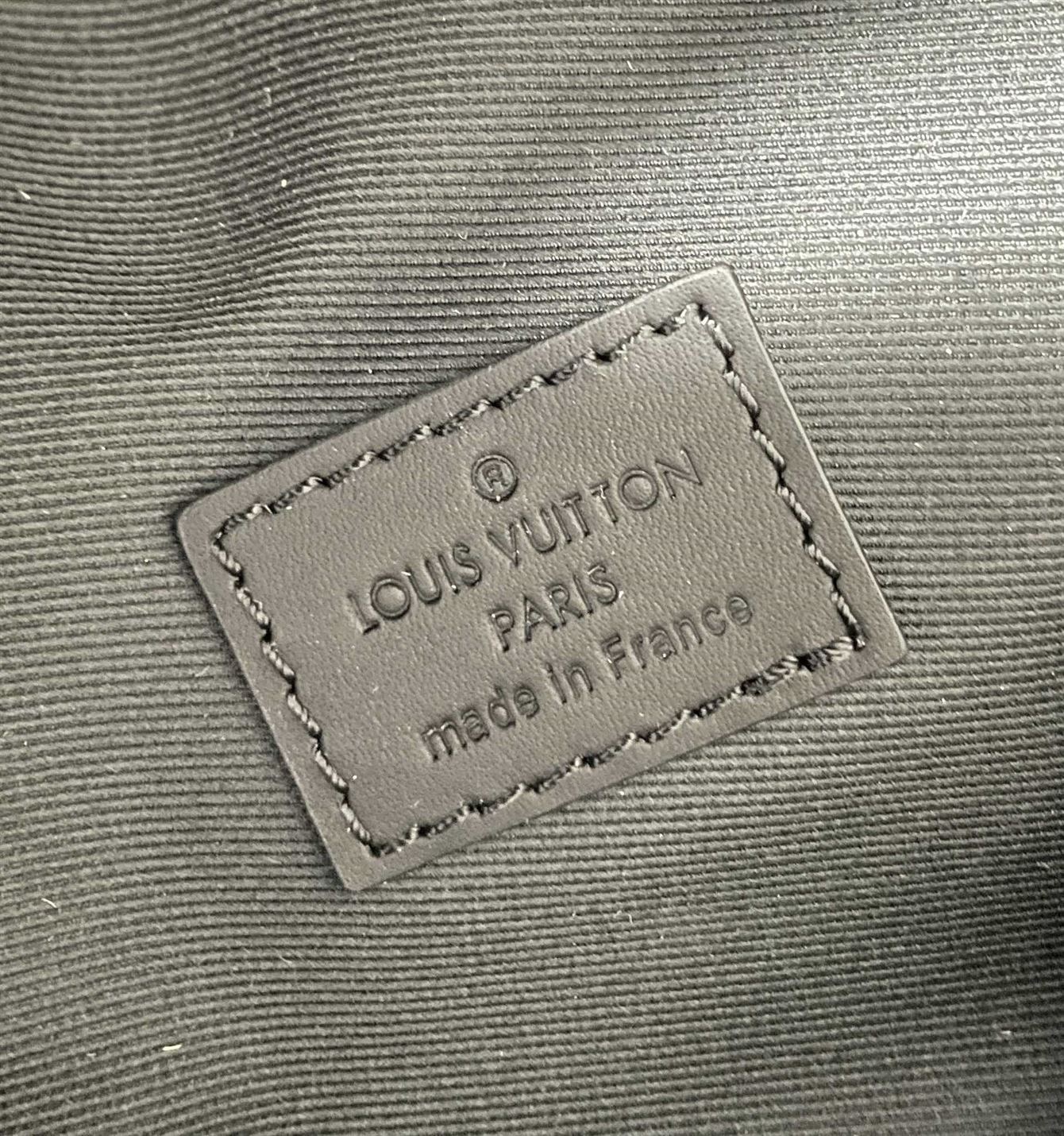 Discovery bumbag Monogram Eclipse canvas – LB025