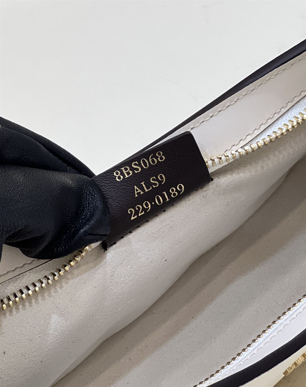 Fendi O’Lock Swing Camellia leather fox fur pouch – FB014