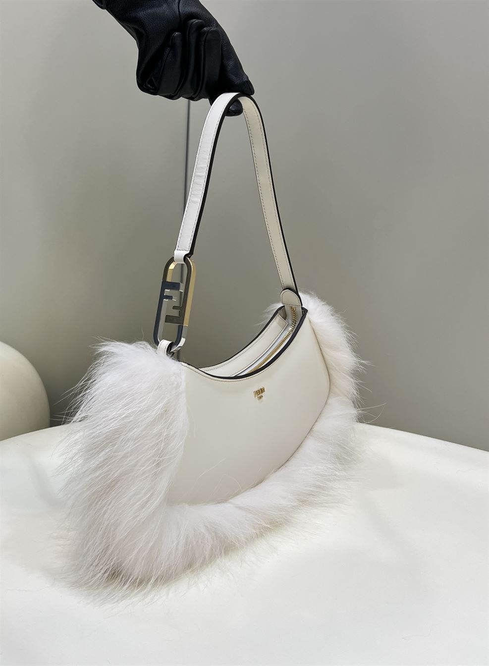 Fendi O’Lock Swing Camellia leather fox fur pouch – FB014