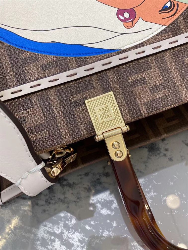Fendi Sunshine Medium FF glazed fabric shopper with inlay – FB026