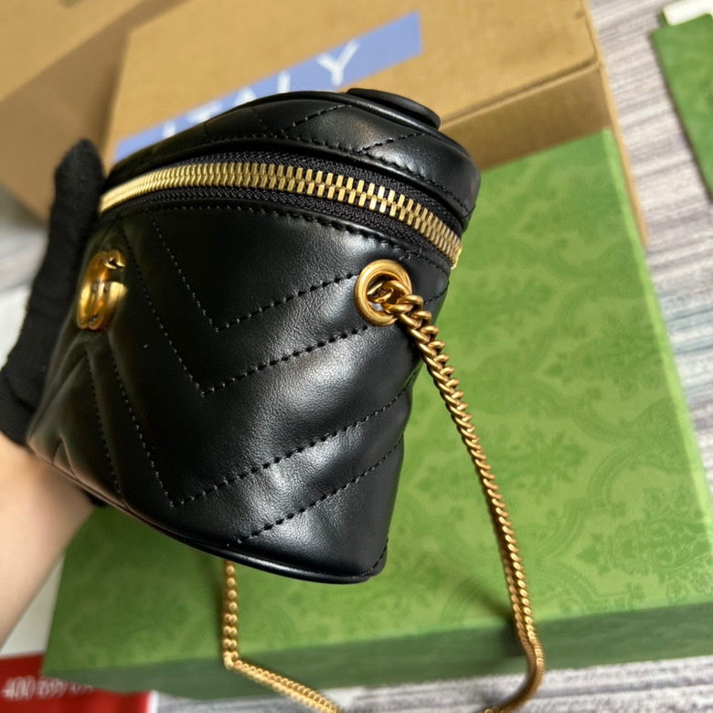 GG Marmont mini top handle bag – GB030