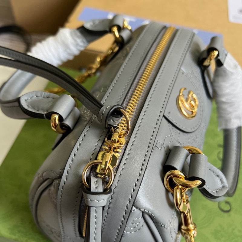 GG Matelassé leather mini bag Dusty grey – GB046