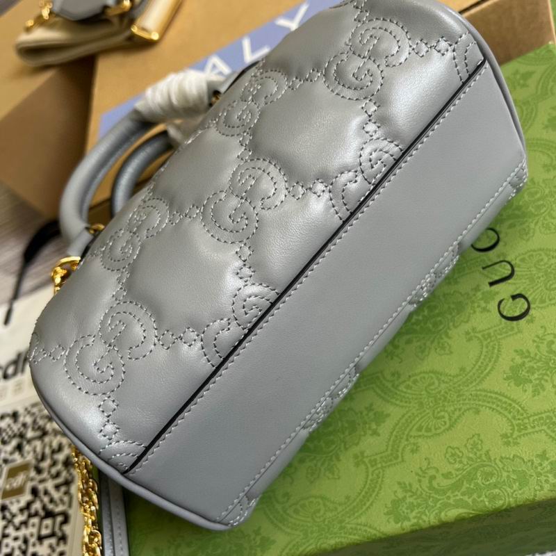 GG Matelassé leather mini bag Dusty grey – GB046