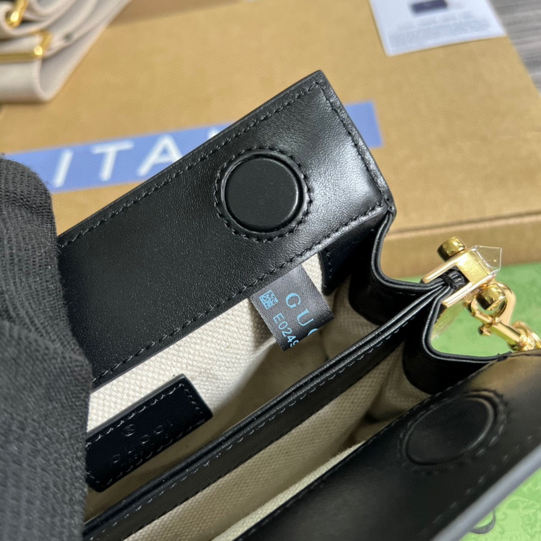 GG Matelassé leather small bag Black – GB026