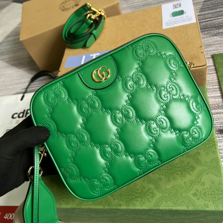 GG Matelassé leather small bag Bright green – GB029