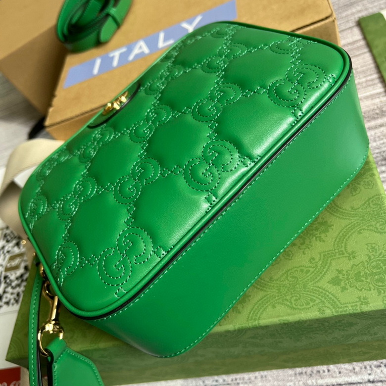 GG Matelassé leather small bag Bright green – GB029