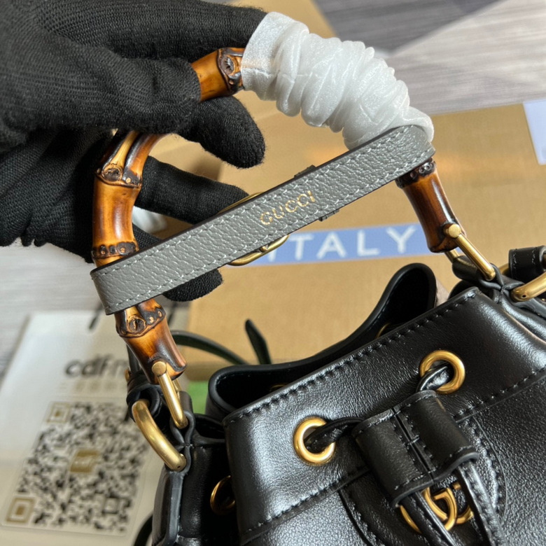 Gucci Diana mini bucket bag Black leather – GB038