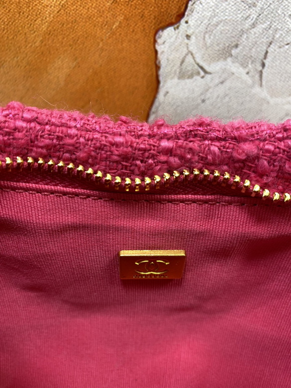 Hobo HandBag Tweeds & Fabrics Fuchsia – CB017