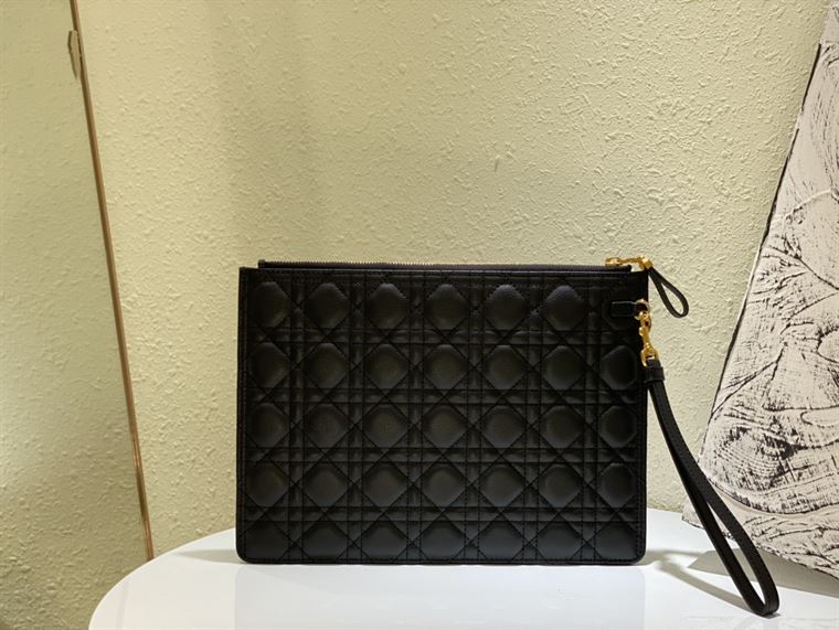 Lagre Dior Caro Daily pouch Black Calfskin – DB010