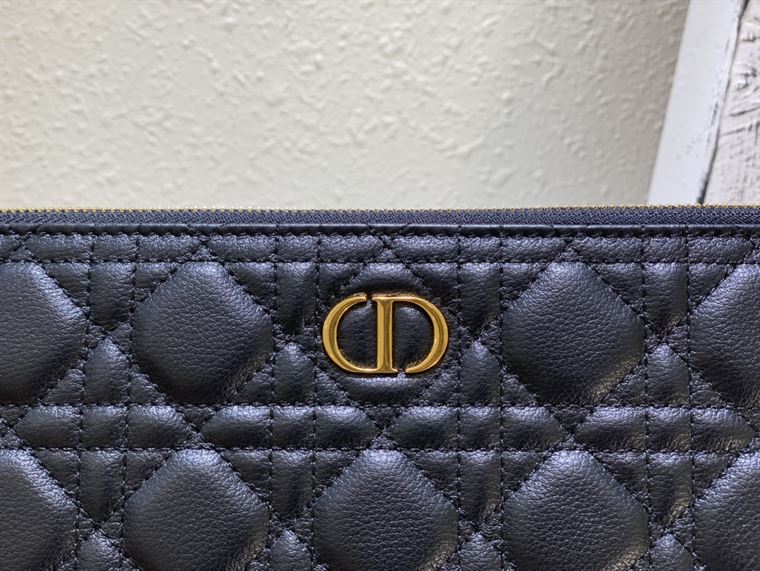 Lagre Dior Caro Daily pouch Black Calfskin – DB010