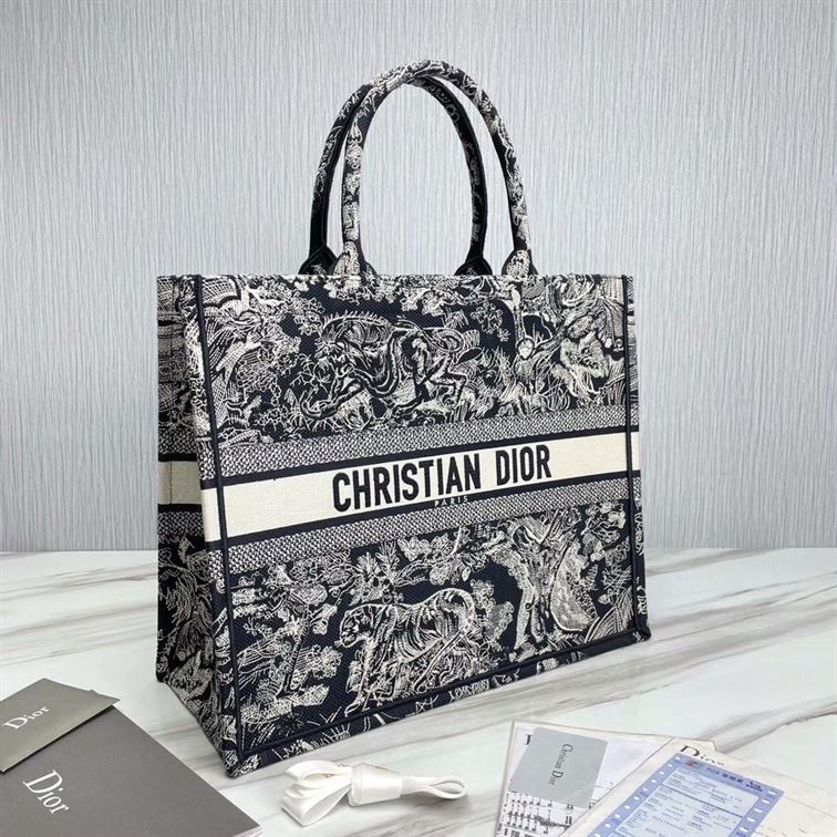 Large Dior Book Tote Blue Toile de Jouy Embroidery – DB004