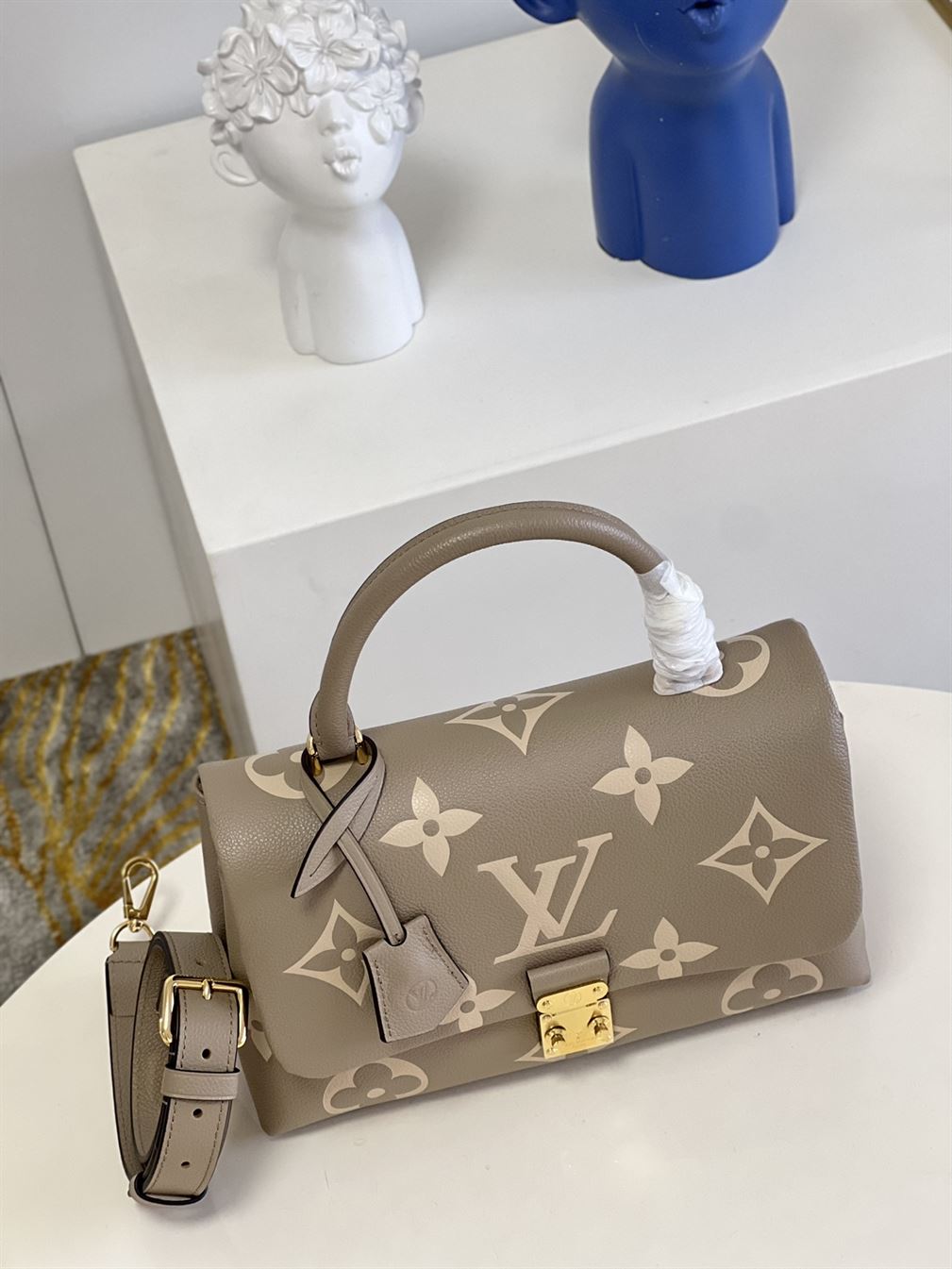 Louis Vuitton Madeleine MM handbag Dove Gray Crème Beige – LB015
