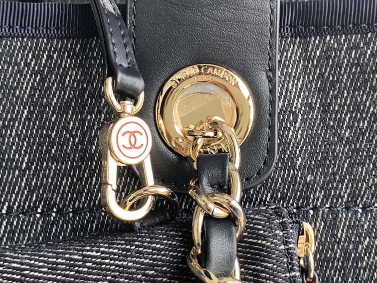 Maxi Shopping Bag Denim & Gold-Tone Metal – CB008