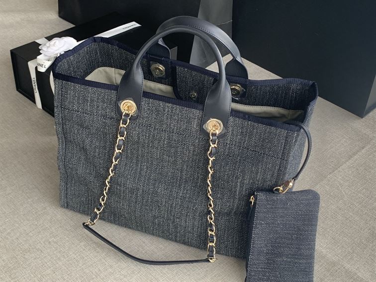 Maxi Shopping Bag Denim & Gold-Tone Metal – CB008