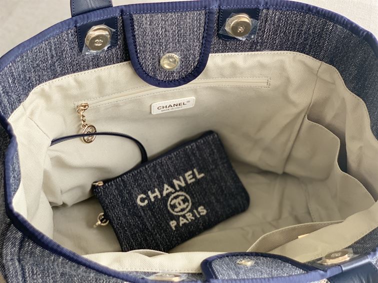 Maxi Shopping Bag Denim & Gold-Tone Metal – CB008