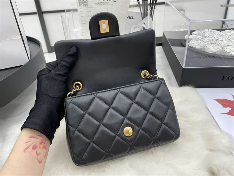 Mini Flap Bag Lambskin & Gold-Tone Metal Black – CB004