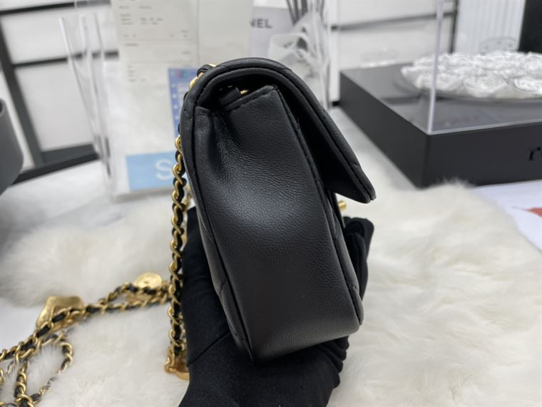 Mini Flap Bag Lambskin & Gold-Tone Metal Black – CB004
