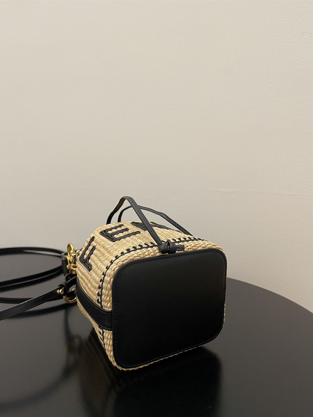 Mon Tresor Beige and black straw mini bag – FB009