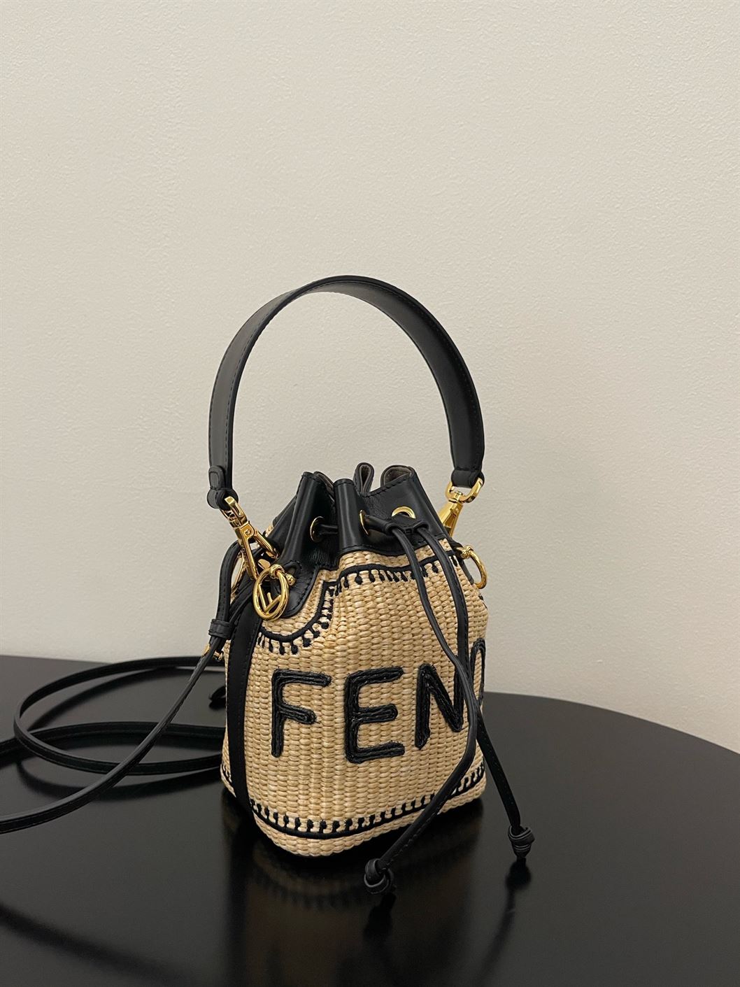 Mon Tresor Beige and black straw mini bag – FB009