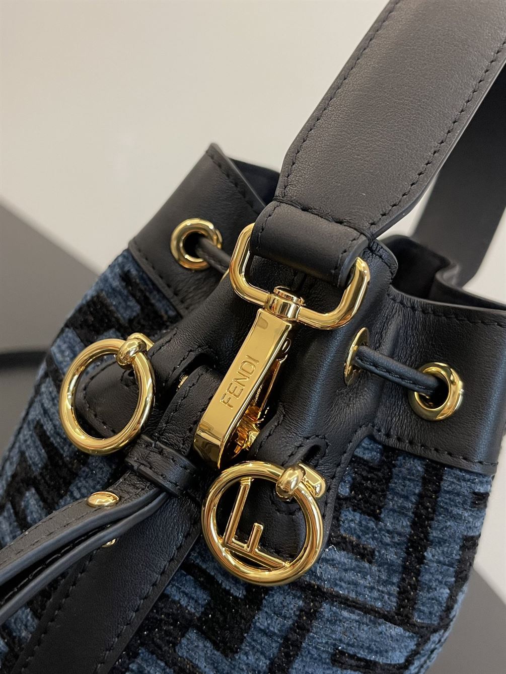 Mon Tresor Blue tapestry fabric mini-bag – FB008
