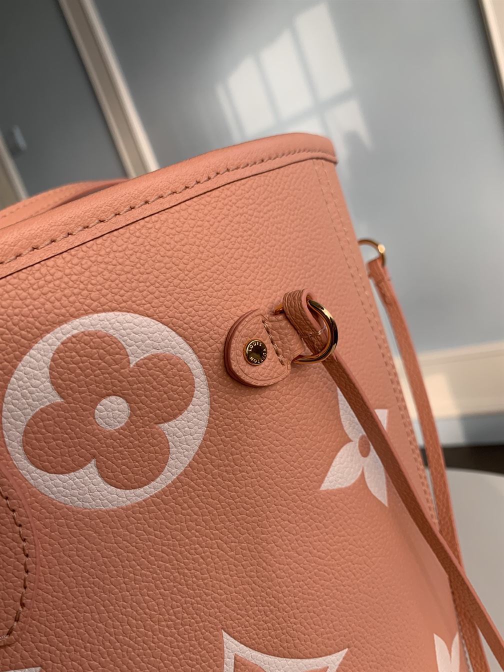 Neverfull MM tote bag Monogram Empreinte leather Pink – LB002