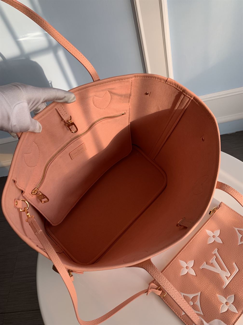 Neverfull MM tote bag Monogram Empreinte leather Pink – LB002
