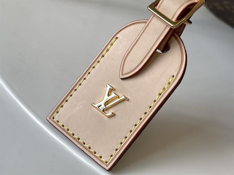 Petite Boite Chapeau Monogram Canvas – LB010