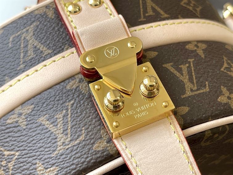 Petite Boite Chapeau Monogram Canvas – LB010