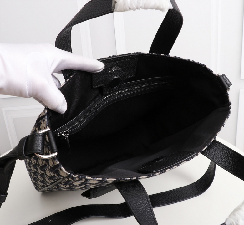 Saddle tote bag with Shoulder Strap Beige and Black – DB019
