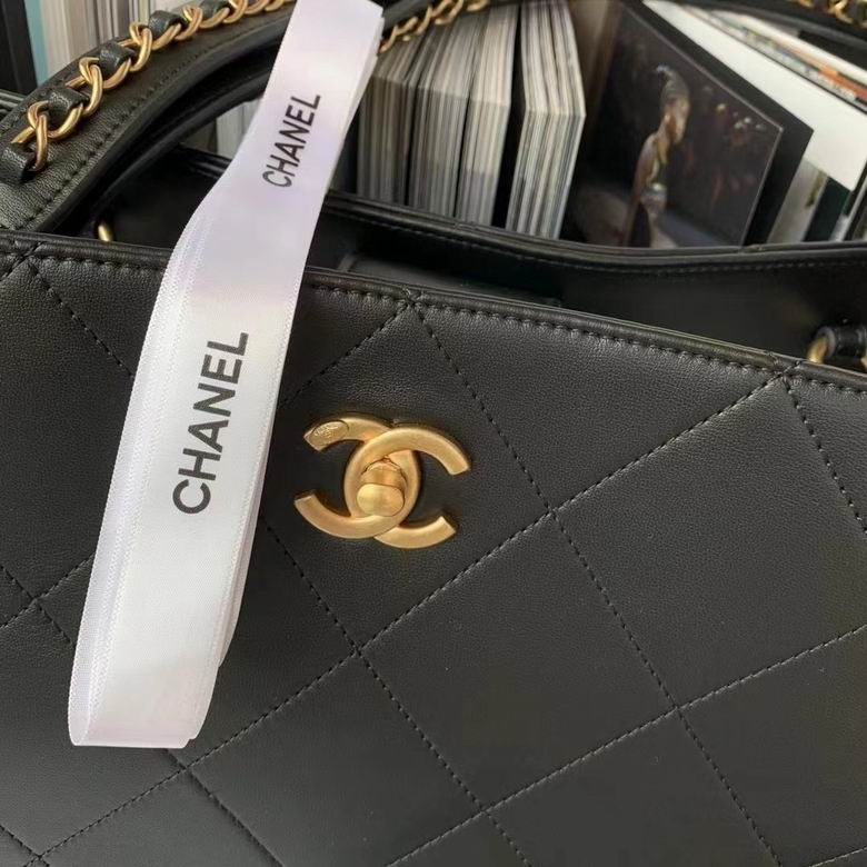Shopping Bag Calfskin & Gold-Tone Metal Black – CB020