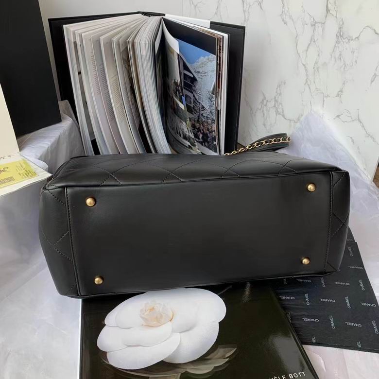 Shopping Bag Calfskin & Gold-Tone Metal Black – CB020