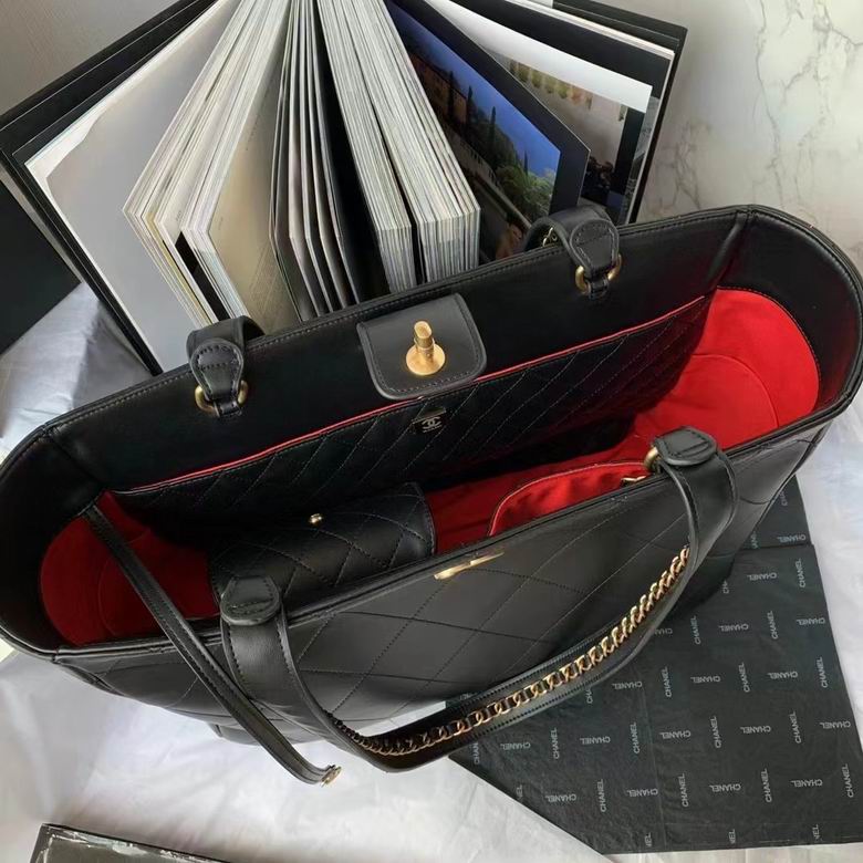 Shopping Bag Calfskin & Gold-Tone Metal Black – CB020