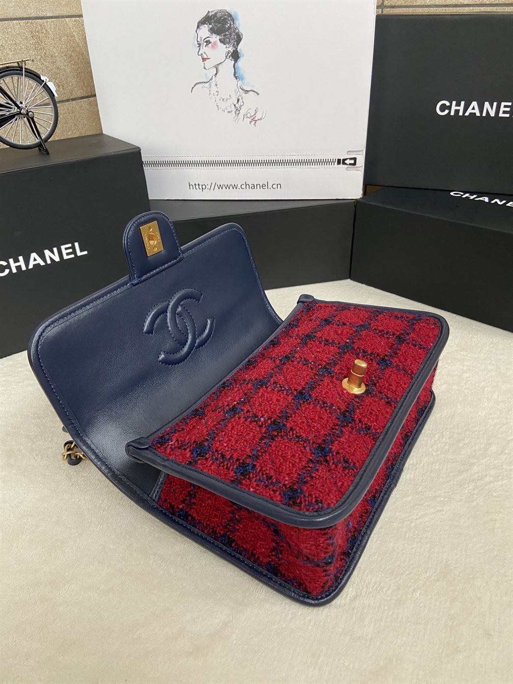 Small Flap Bag with Top Handle Red, Navy Blue & Multicolor – CB011