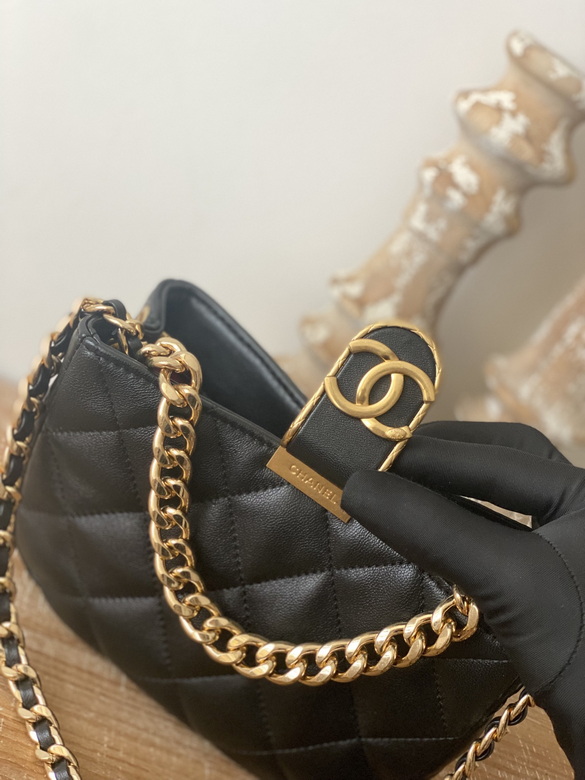Small Hobo Bag Lambskin & Gold-Tone Metal Black – CB019