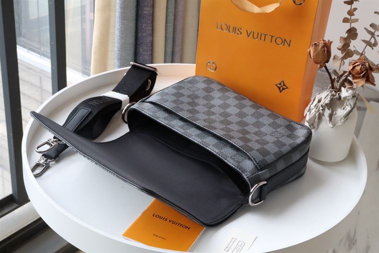 Studio Messenger Bag Gray – LB029