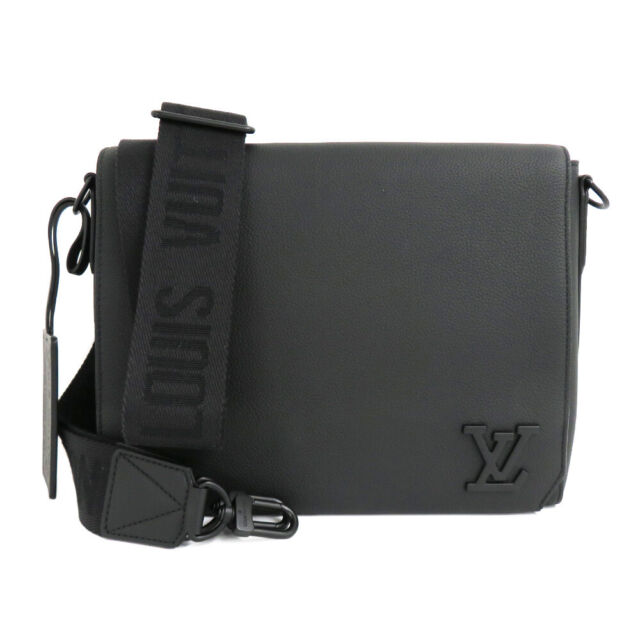 Takeoff Aerogram Messenger Bag Black – LB031