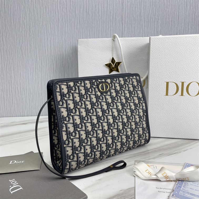 30 Montaigne pouch Blue Dior Oblique Jacquard – DB044