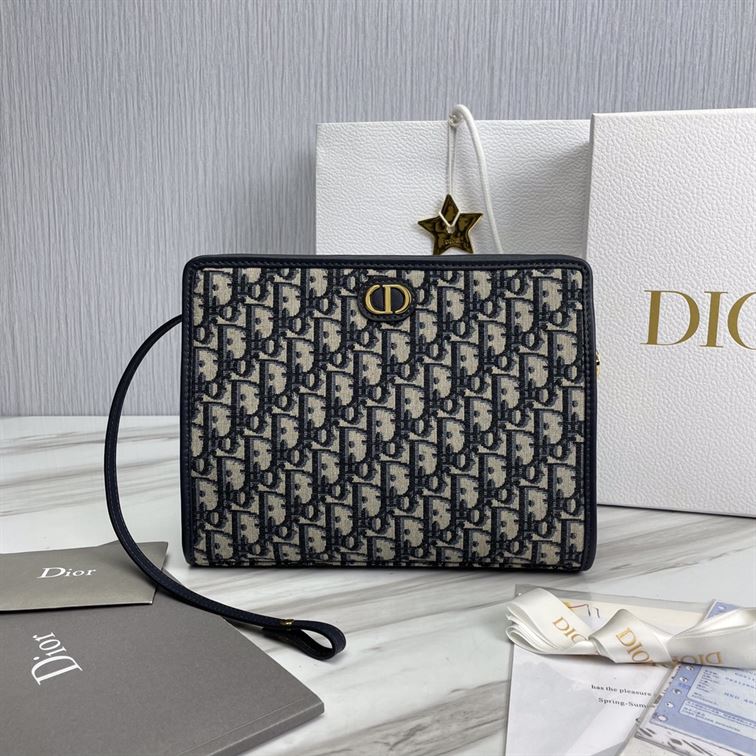 30 Montaigne pouch Blue Dior Oblique Jacquard – DB044