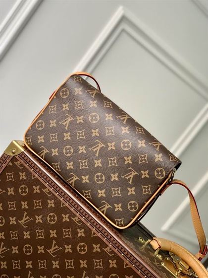 Cité bag Monogram coated canvas – LB053