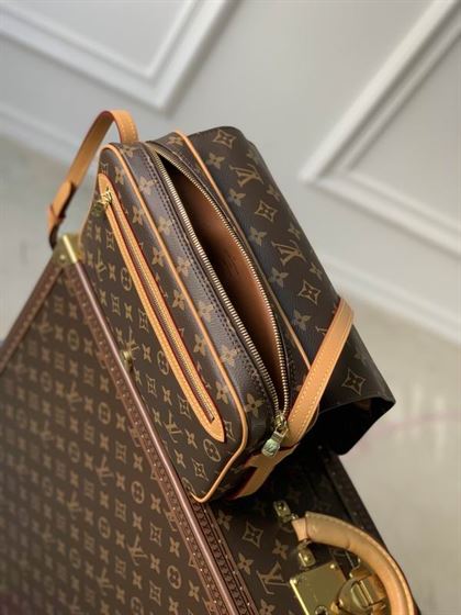 Cité bag Monogram coated canvas – LB053