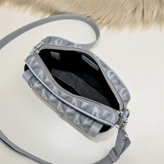 Dior Hit The Road messenger pouch Grey – DB028